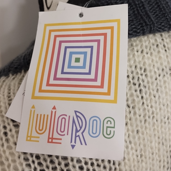 Sweater - Picture 4 of 4